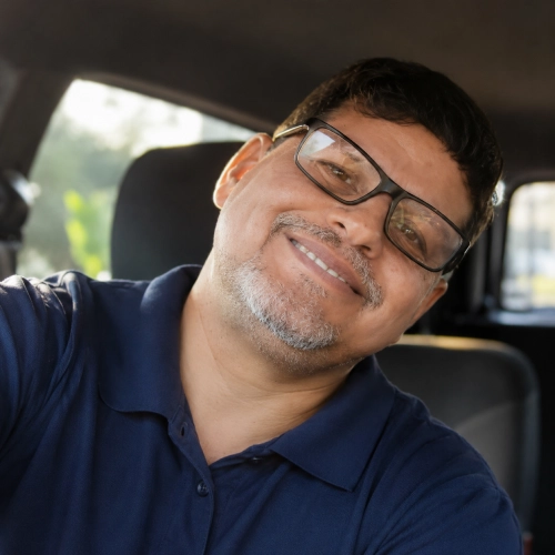 Wilfredo Nieves Consultor SEO local Rincón y Aguada PR 